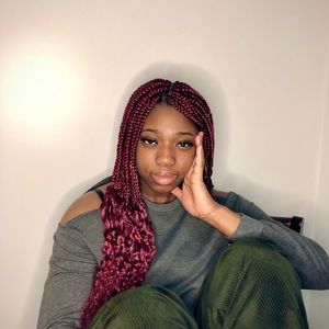 Meet your Posher, Roysa